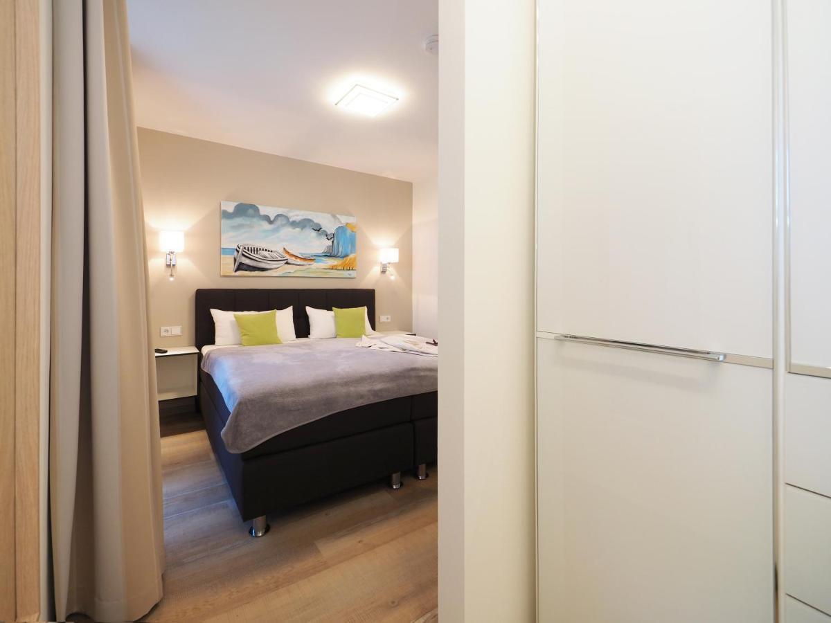 Terrassenwohnung "Treibholz" - Oase Am Haff Garz  Bagian luar foto
